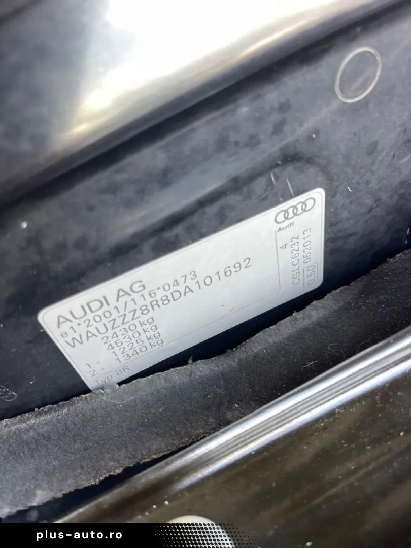 Audi Q5 2.0TDI  177CP  SLINE  BI-Xenon  Piele  Scaune încălz