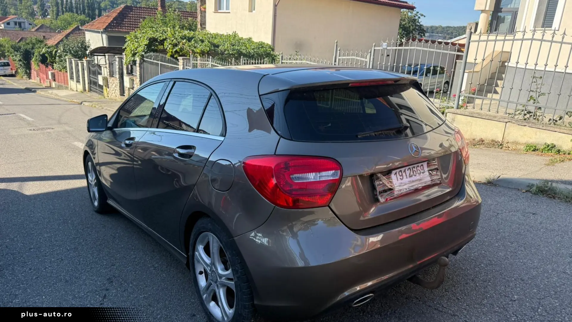 Mercedes-Benz A 180