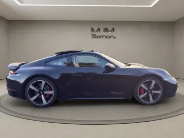 PORSCHE 911 Carrera S Heritage Approved 1.Hand Facelift