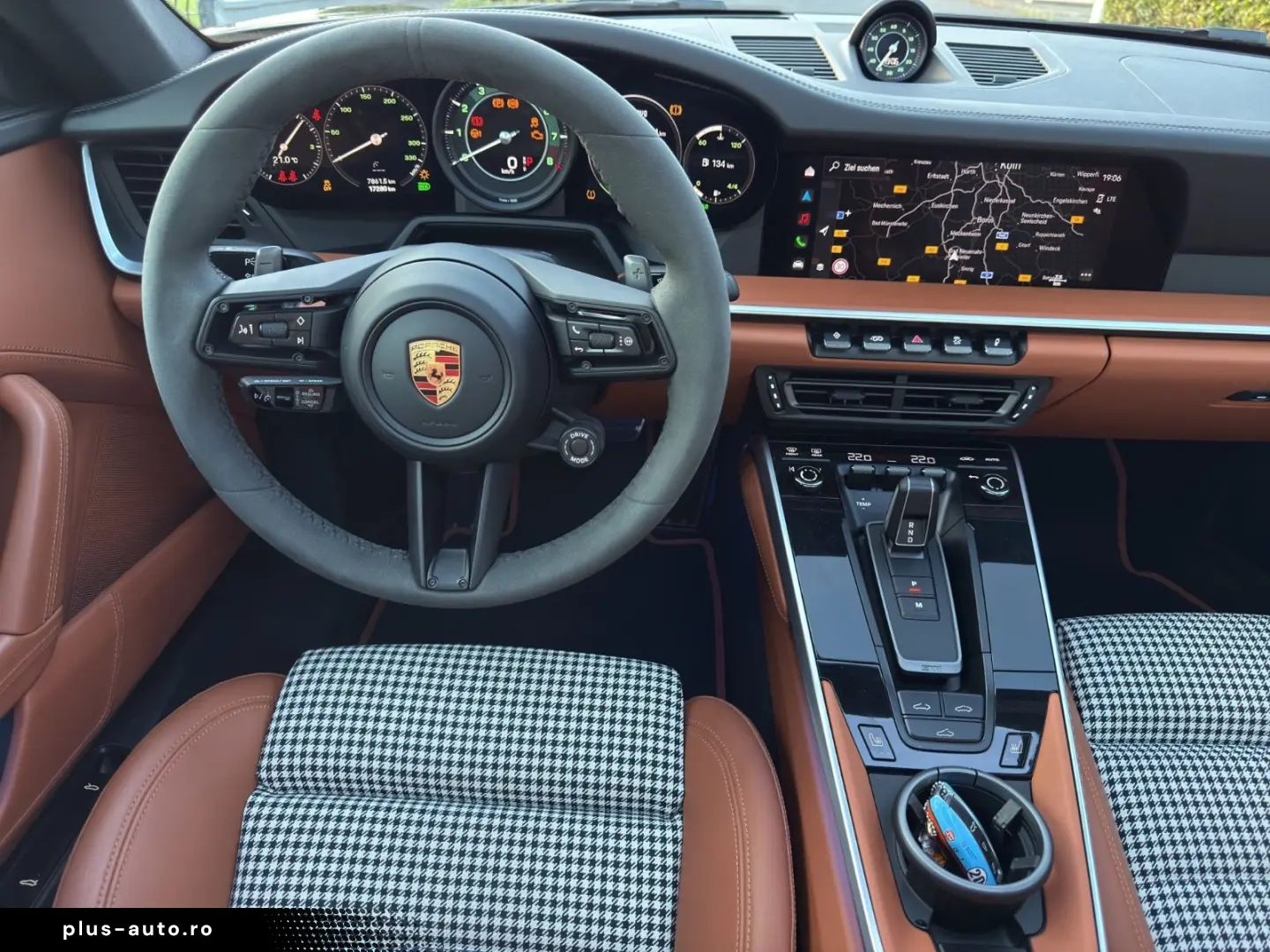PORSCHE 911 Carrera S Heritage Approved 1.Hand Facelift