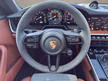 PORSCHE 911 Carrera S Heritage Approved 1.Hand Facelift