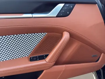 PORSCHE 911 Carrera S Heritage Approved 1.Hand Facelift