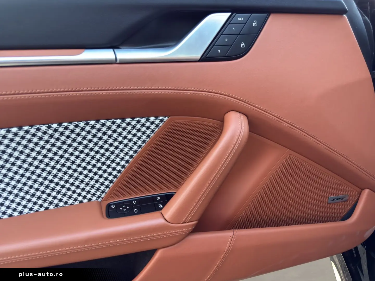PORSCHE 911 Carrera S Heritage Approved 1.Hand Facelift
