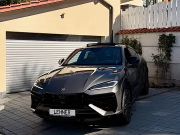 LAMBORGHINI Urus SE PANO B&O MASSAGE MWST