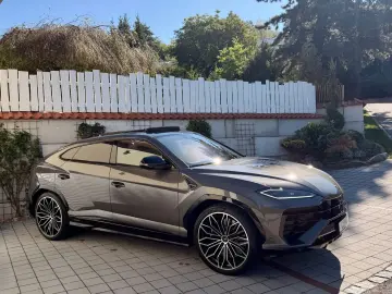 LAMBORGHINI Urus SE PANO B&O MASSAGE MWST
