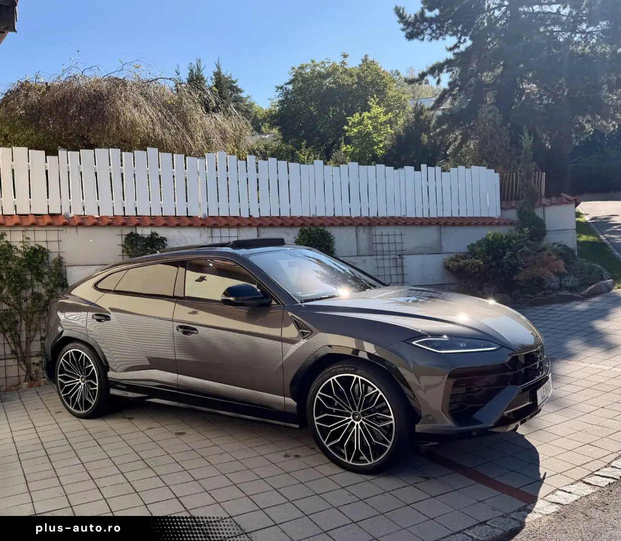 LAMBORGHINI Urus SE PANO B&O MASSAGE MWST