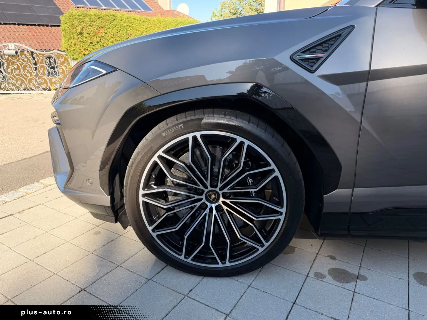 LAMBORGHINI Urus SE PANO B&O MASSAGE MWST