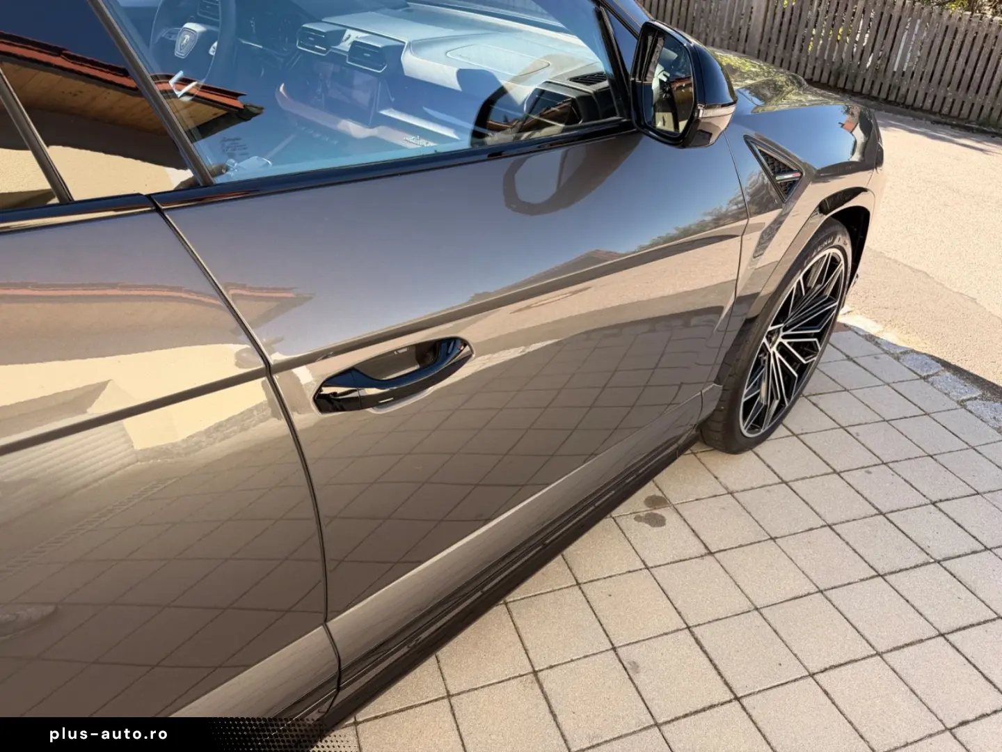LAMBORGHINI Urus SE PANO B&O MASSAGE MWST