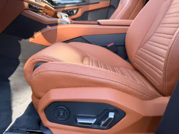 LAMBORGHINI Urus SE PANO B&O MASSAGE MWST