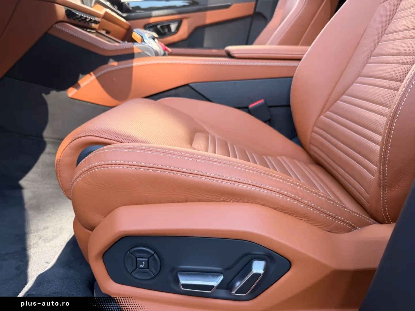 LAMBORGHINI Urus SE PANO B&O MASSAGE MWST