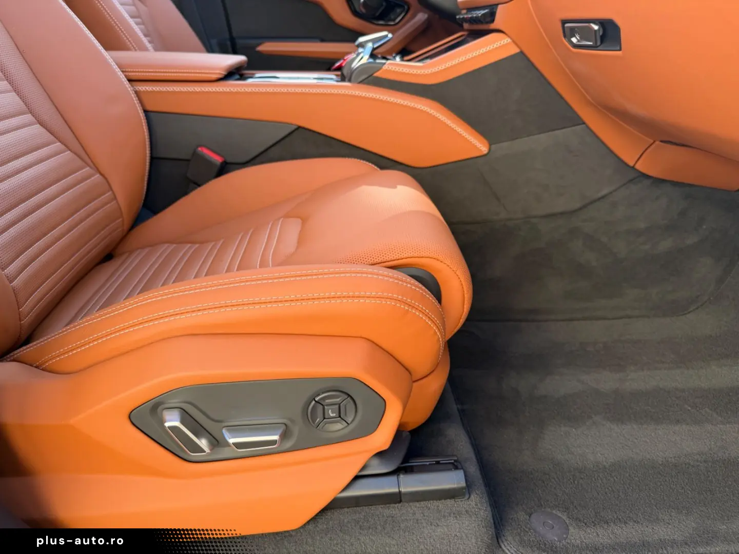 LAMBORGHINI Urus SE PANO B&O MASSAGE MWST