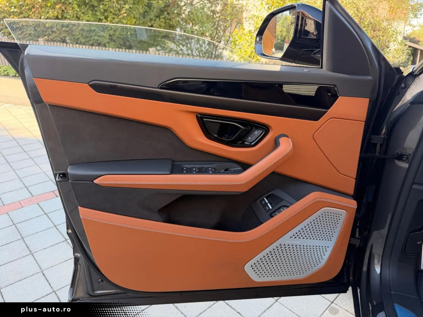 LAMBORGHINI Urus SE PANO B&O MASSAGE MWST