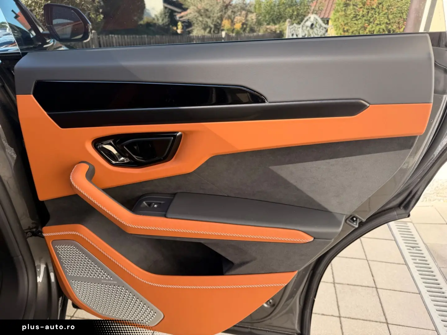LAMBORGHINI Urus SE PANO B&O MASSAGE MWST