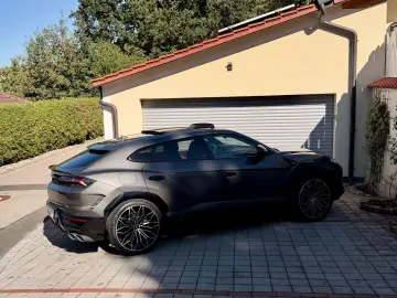 LAMBORGHINI Urus SE PANO B&O MASSAGE MWST