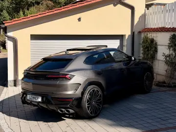 LAMBORGHINI Urus SE PANO B&O MASSAGE MWST