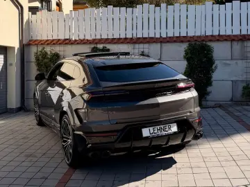 LAMBORGHINI Urus SE PANO B&O MASSAGE MWST