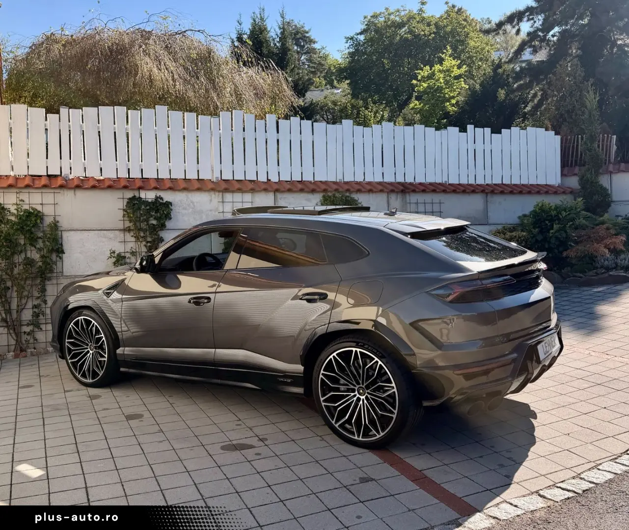 LAMBORGHINI Urus SE PANO B&O MASSAGE MWST