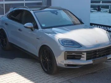 PORSCHE Cayenne Coupe E-Hybrid Arktikgrau 18Wege Sitze