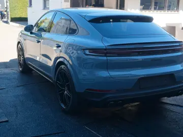 PORSCHE Cayenne Coupe E-Hybrid Arktikgrau 18Wege Sitze