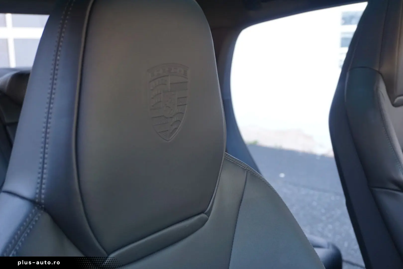 PORSCHE Cayenne Coupe E-Hybrid Arktikgrau 18Wege Sitze
