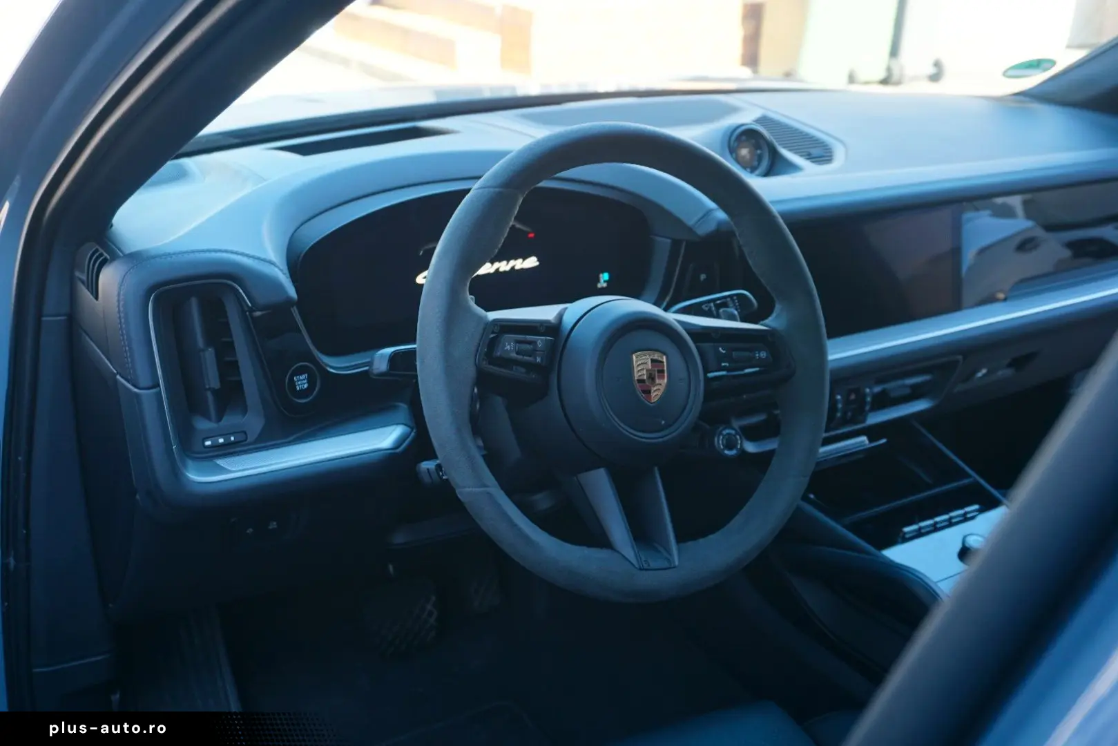 PORSCHE Cayenne Coupe E-Hybrid Arktikgrau 18Wege Sitze