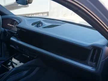 PORSCHE Cayenne Coupe E-Hybrid Arktikgrau 18Wege Sitze