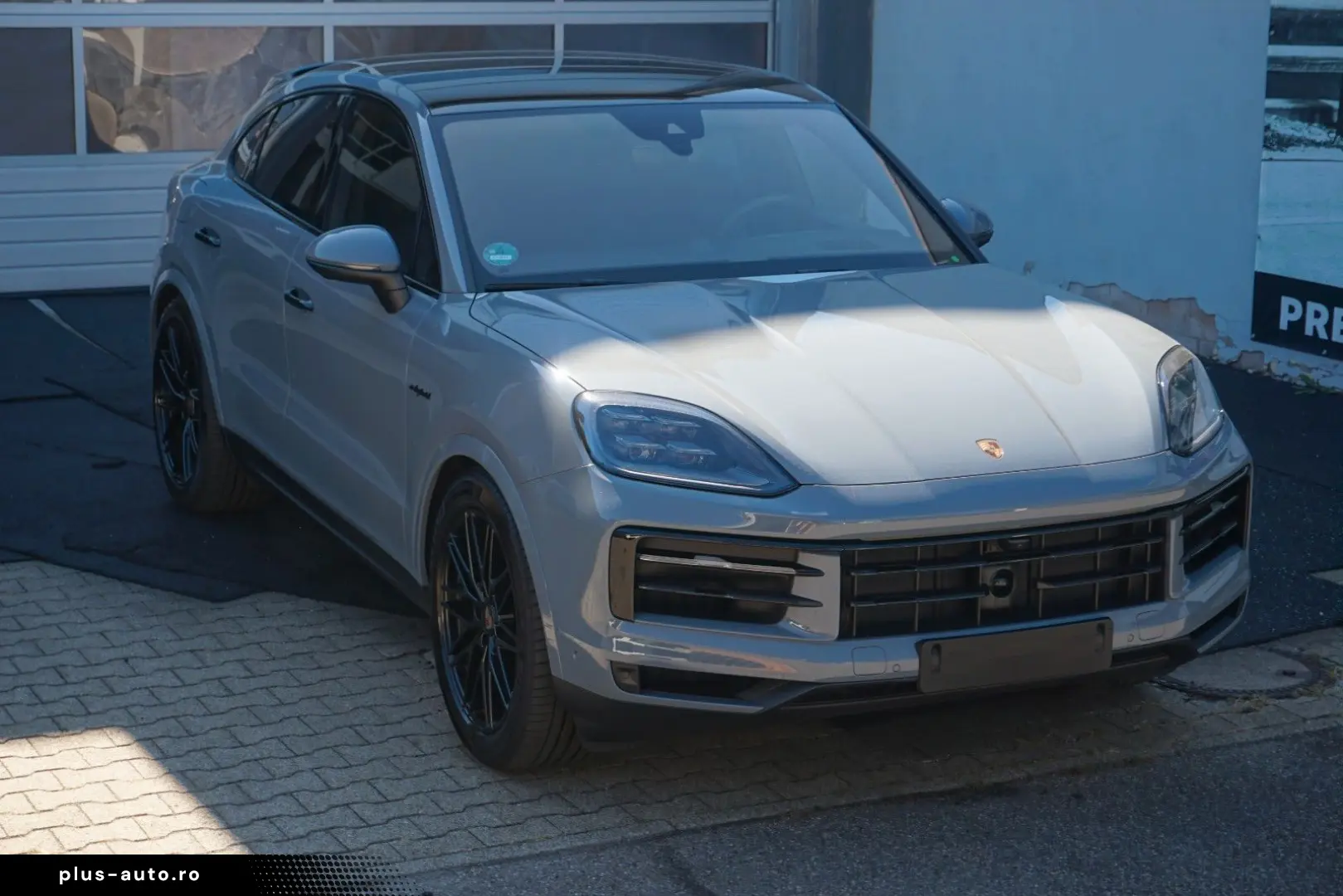 PORSCHE Cayenne Coupe E-Hybrid Arktikgrau 18Wege Sitze