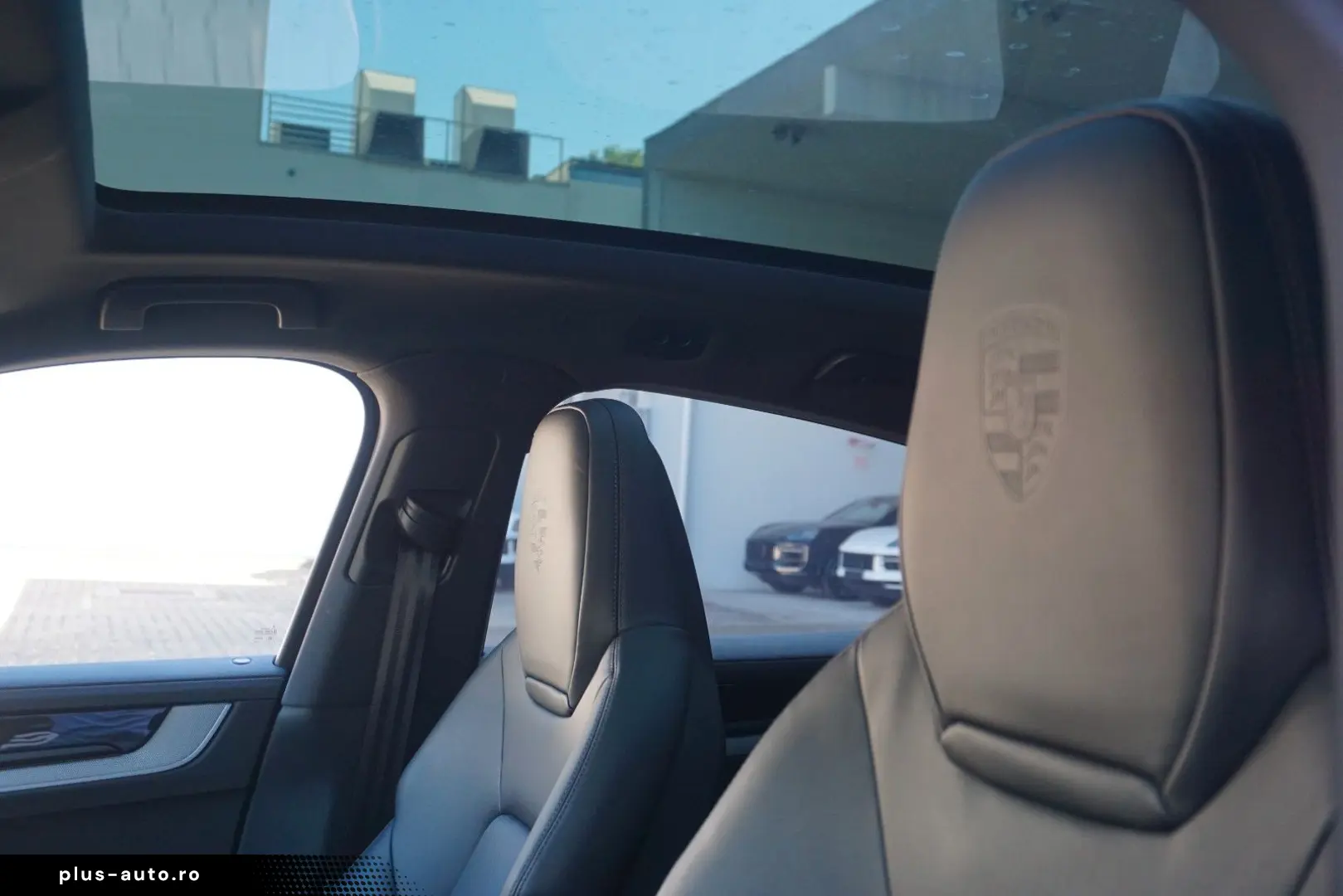 PORSCHE Cayenne Coupe E-Hybrid Arktikgrau 18Wege Sitze