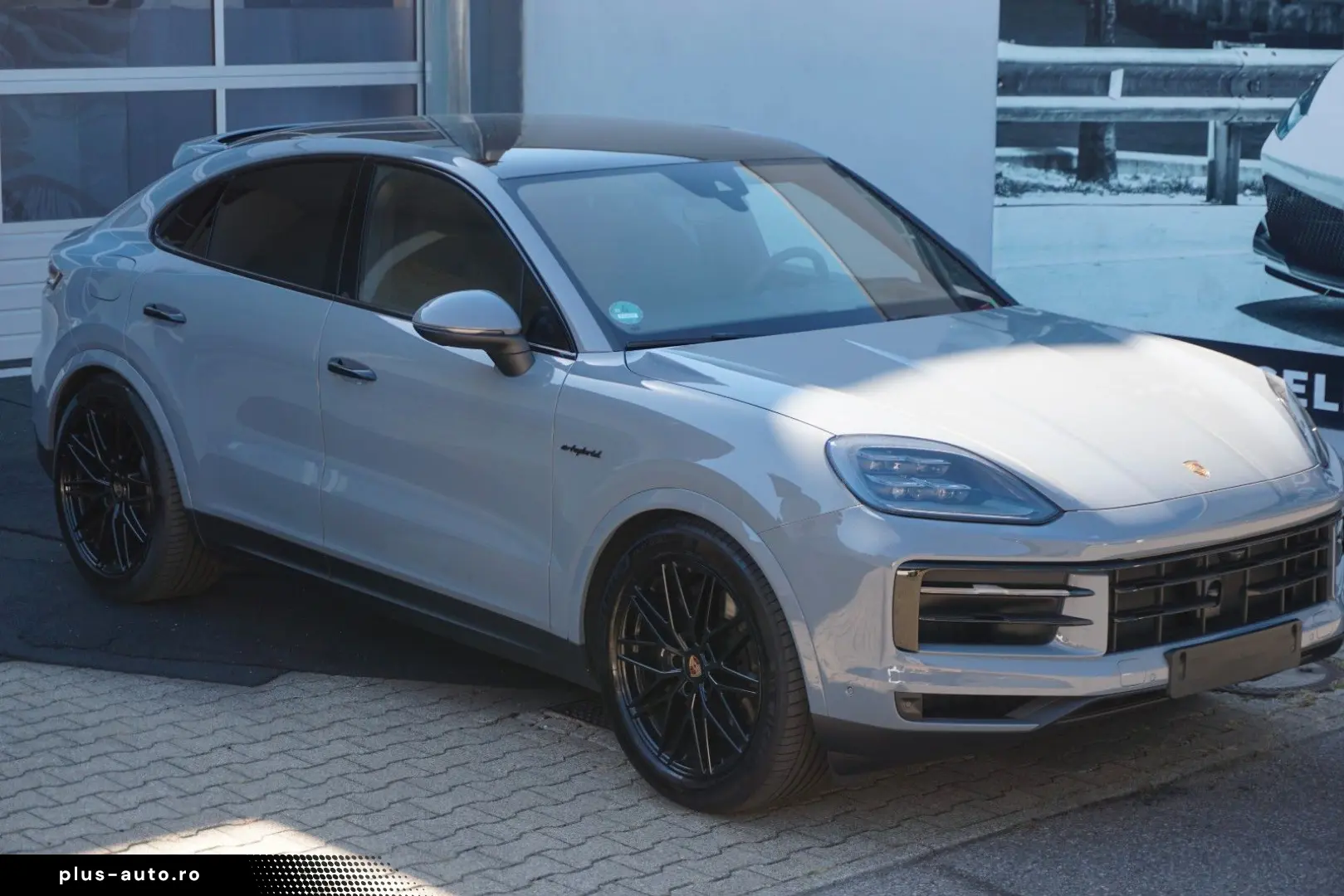 PORSCHE Cayenne Coupe E-Hybrid Arktikgrau 18Wege Sitze