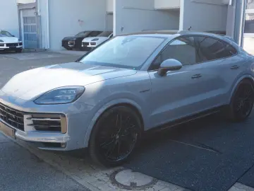 PORSCHE Cayenne Coupe E-Hybrid Arktikgrau 18Wege Sitze