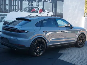 PORSCHE Cayenne Coupe E-Hybrid Arktikgrau 18Wege Sitze