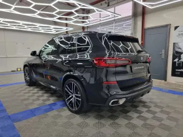 BMW X5 XDRIVE 40I