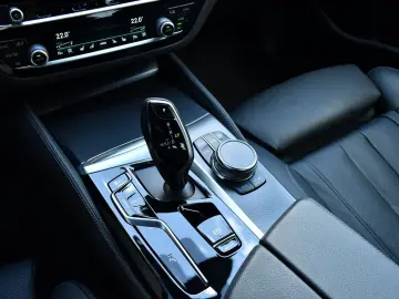 BMW 540d xDrive M Sport Komfortsitze Laser HeadUp