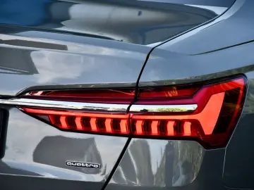 AUDI A6 50 TDI Qu Exclusive Matrix Luft B&O HUD