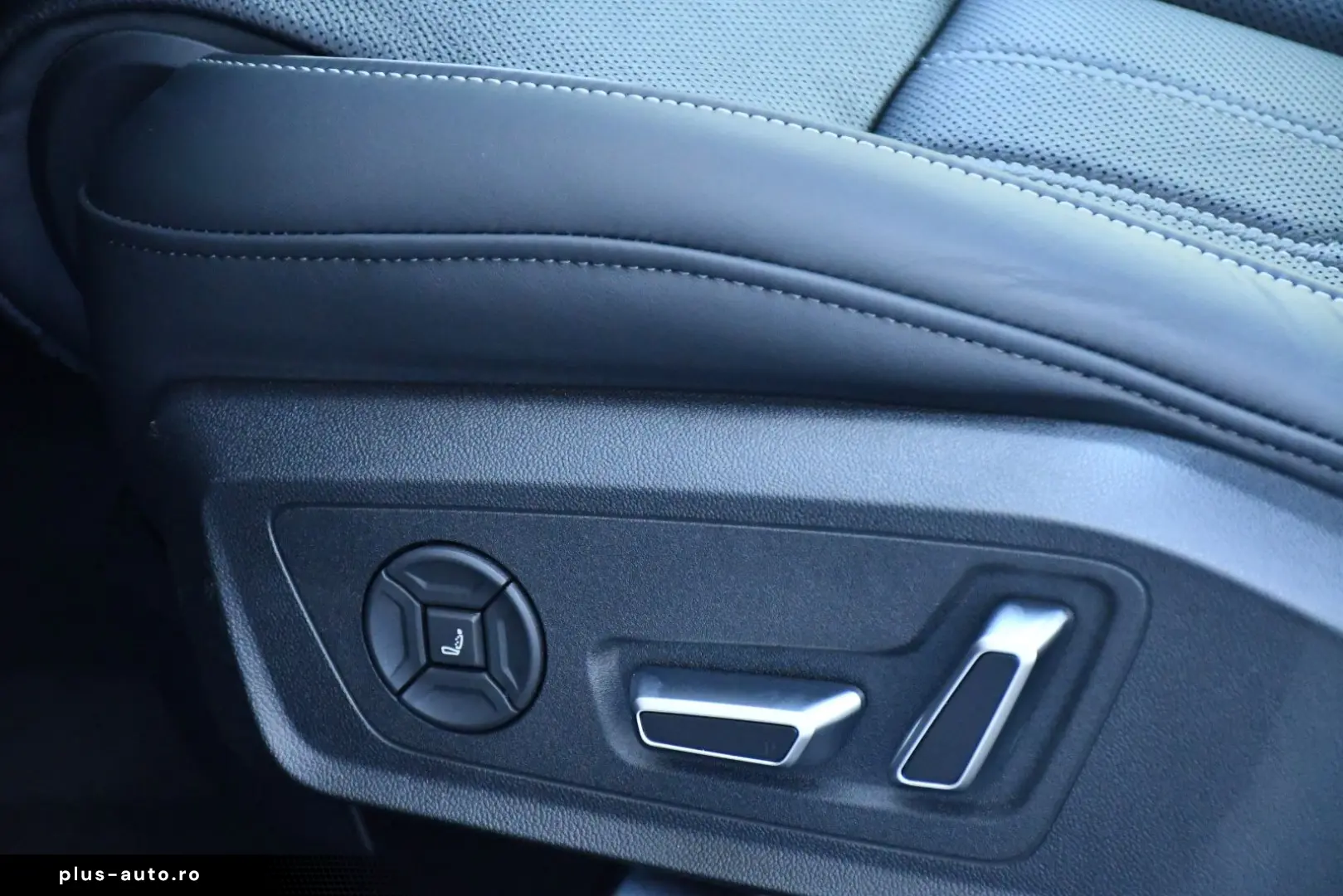 AUDI A6 50 TDI Qu Exclusive Matrix Luft B&O HUD