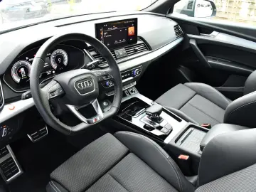 AUDI Q5 40 TDI Quat S line 360K Virtual GARANTIE 2029