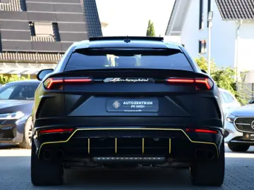 LAMBORGHINI Urus 4.0 V8 Automat.
