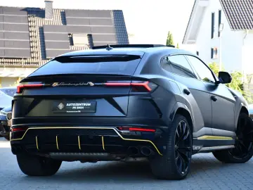 LAMBORGHINI Urus 4.0 V8 Automat.