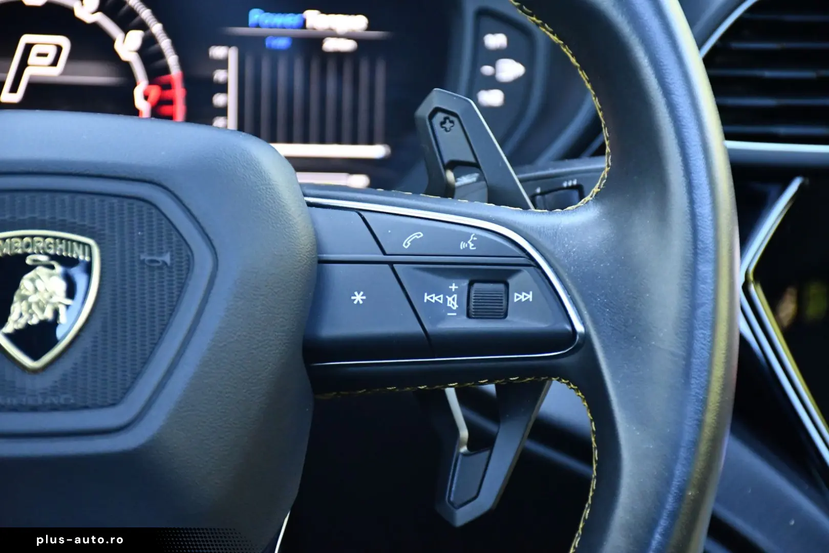 LAMBORGHINI Urus 4.0 V8 Automat.