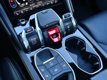 LAMBORGHINI Urus 4.0 V8 Automat.