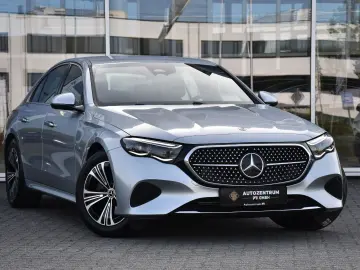 MERCEDES-BENZ E 220d Limousine  Avantgarde HeadUp 360