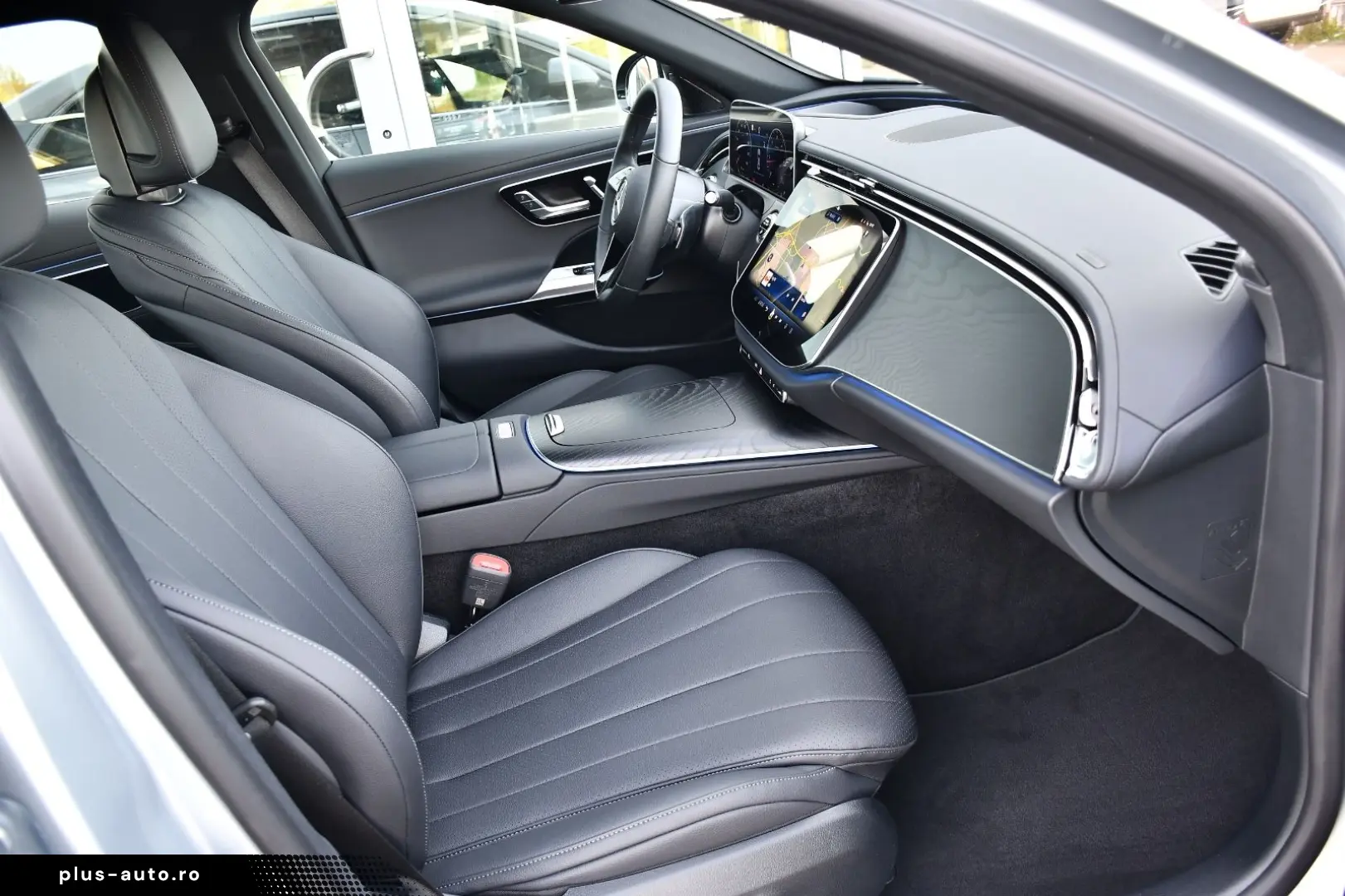 MERCEDES-BENZ E 220d Limousine  Avantgarde HeadUp 360
