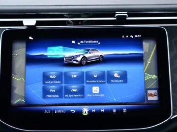 MERCEDES-BENZ E 220d Limousine  Avantgarde HeadUp 360