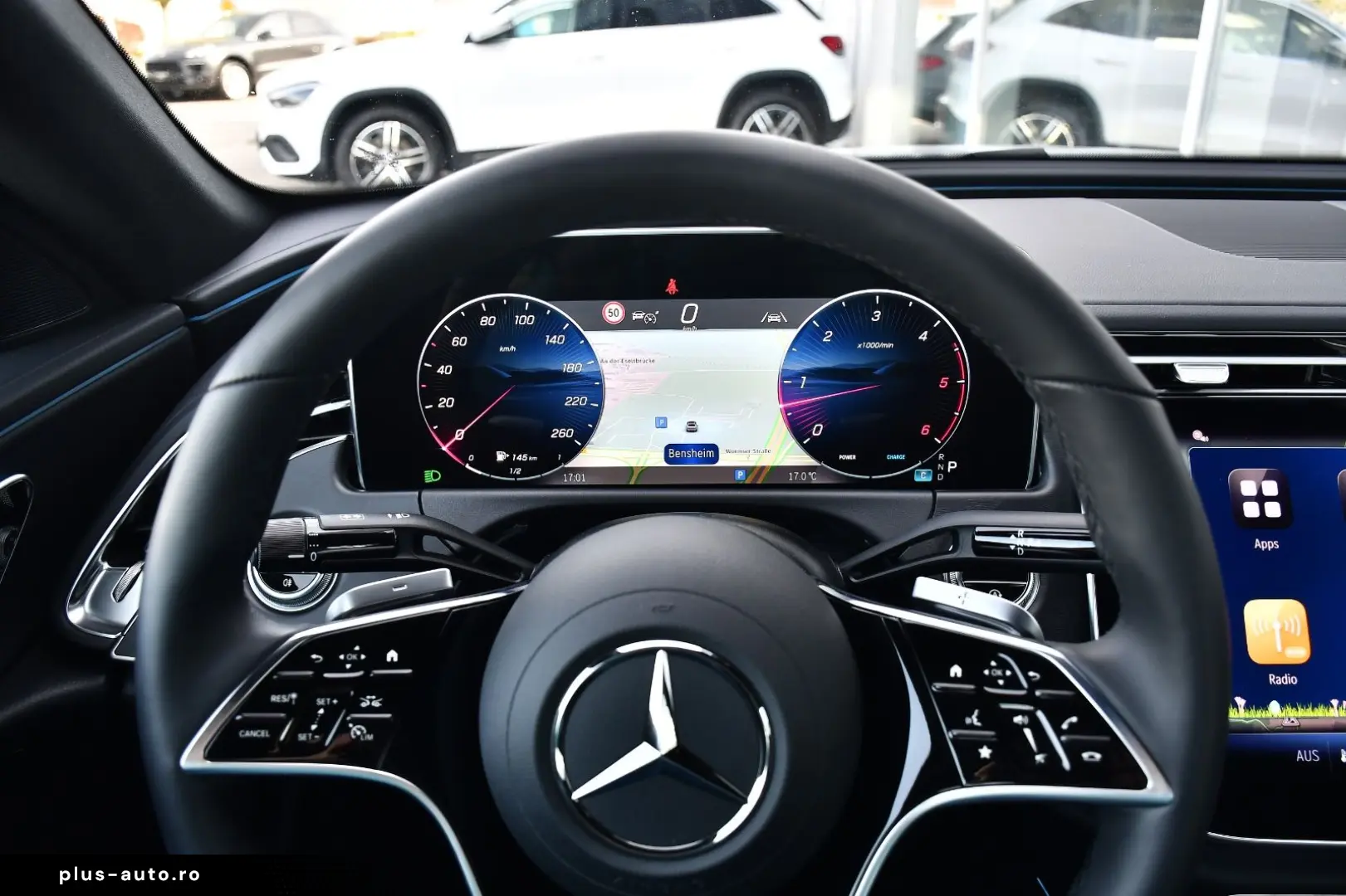 MERCEDES-BENZ E 220d Limousine  Avantgarde HeadUp 360
