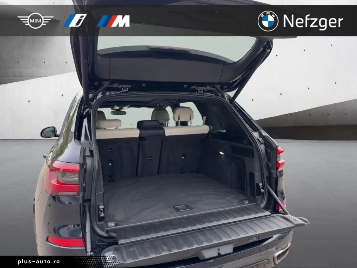 BMW X5 M50 i LASER HUD PANO H&K SOFTCLOSE STANDH. RF