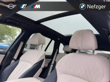 BMW X5 M50 i LASER HUD PANO H&K SOFTCLOSE STANDH. RF
