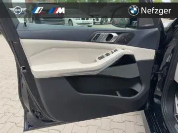 BMW X5 M50 i LASER HUD PANO H&K SOFTCLOSE STANDH. RF