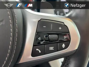 BMW X5 M50 i LASER HUD PANO H&K SOFTCLOSE STANDH. RF