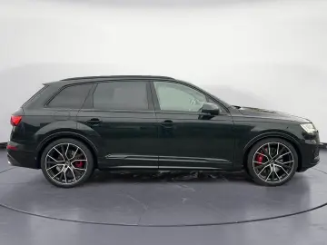 AUDI SQ7 TFSI competitionPlus 7Sitzer AHK B&O Pano