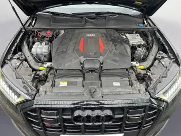 AUDI SQ7 TFSI competitionPlus 7Sitzer AHK B&O Pano
